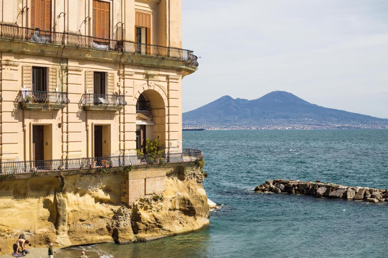 Il Richiamo Del Mare Villa Napoli Bagian luar foto